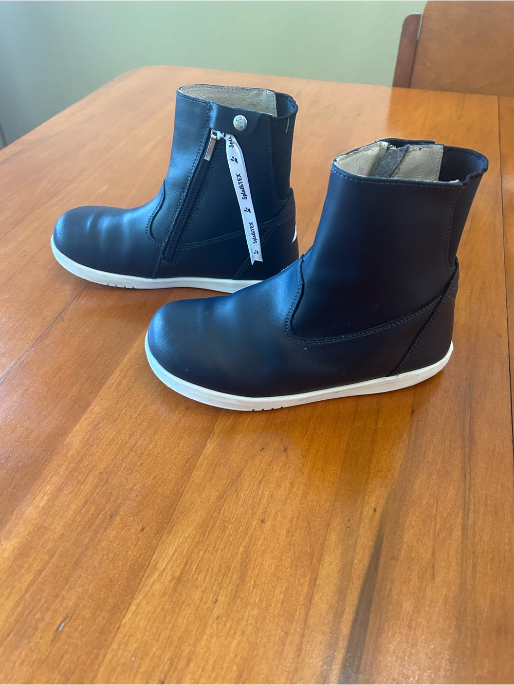 Bobux Paddington Waterproof Leather Boots Boys Girls Size EU32 US 13.5